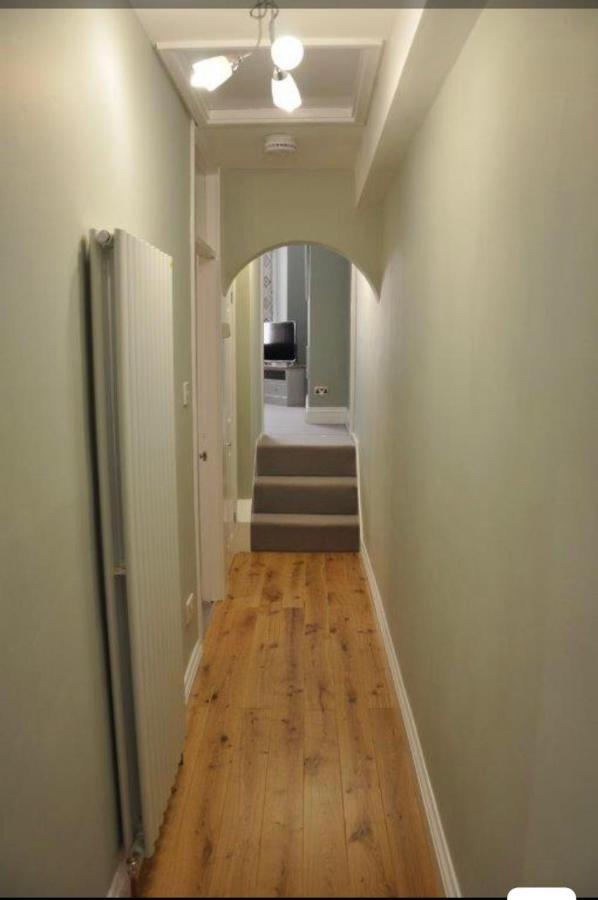 Spacious And Bright 1 - Bedroom Rental Unit Ilkley Luaran gambar